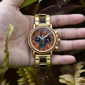 montre astéroïde en bois