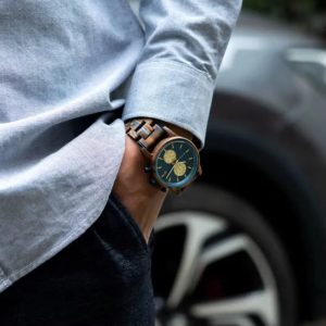 elegance naturelle montre en bois