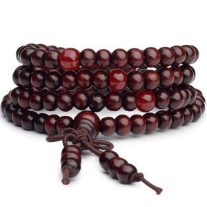 bracelet bouddhiste en bois