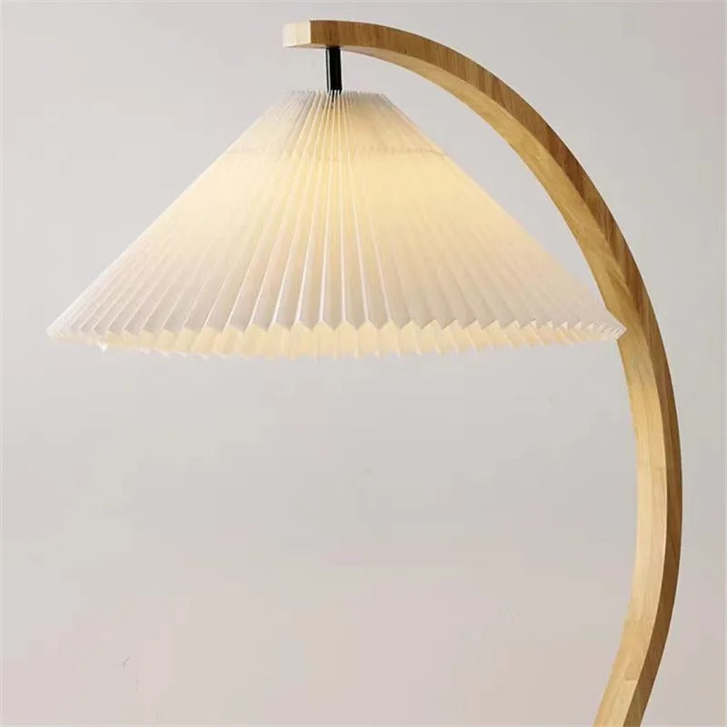 lampadaire bois élégant