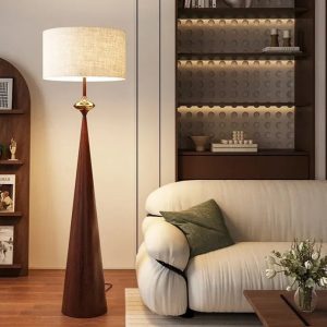 lampadaire en bois avec abat-jour