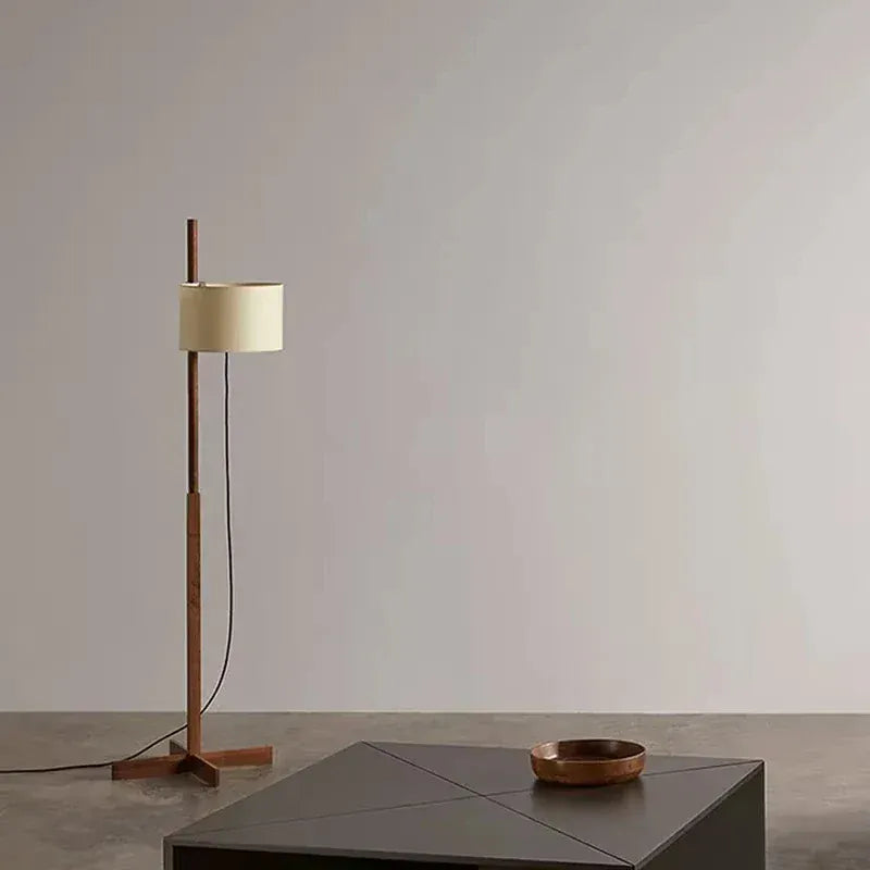 lampadaire moderne intérieur