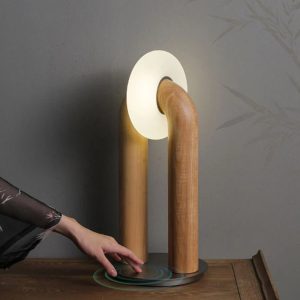 lampe bois design élégante
