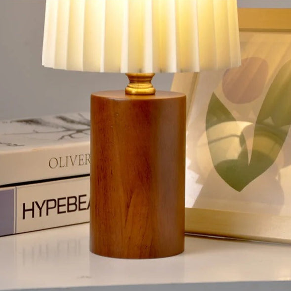 lampe élégante en bois