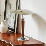 Lampe en bois et métal