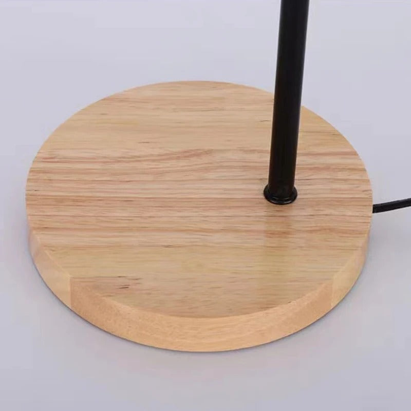 lampe moderne en bois et métal