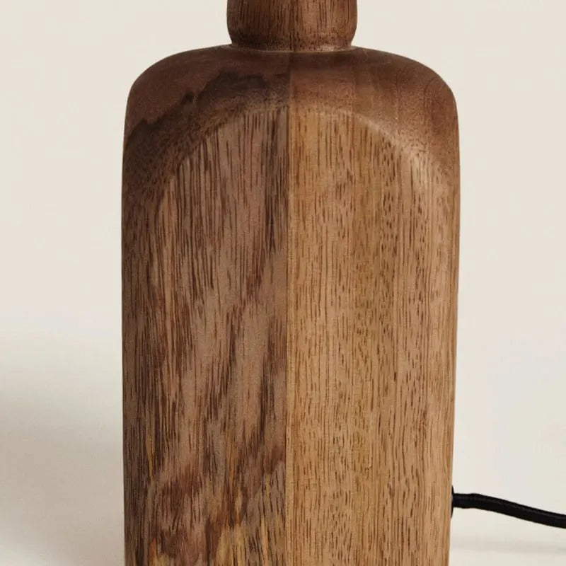 lumière chaleureuse bois massif