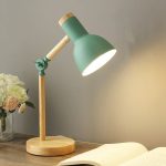 lampe de chevet en bois
