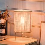 lampe de chevet en rotin