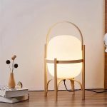 lampe pied en bois