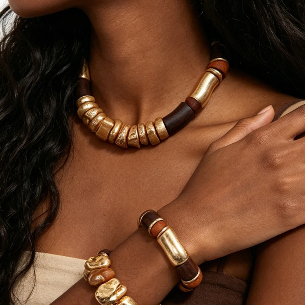 Parure en Bois et Doré – Collier et Bracelets Assortis – Image 4