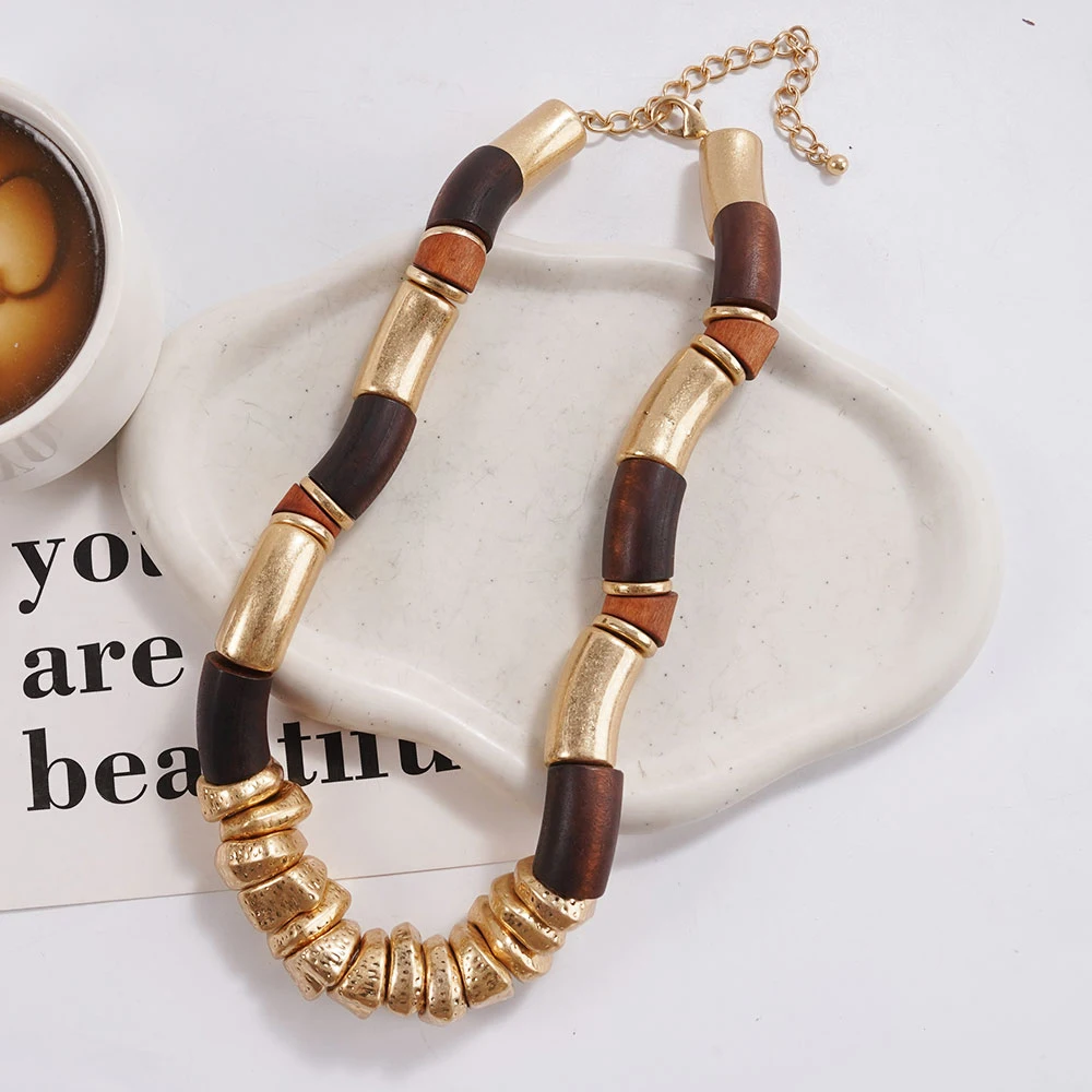 Parure en Bois et Doré – Collier et Bracelets Assortis – Image 3