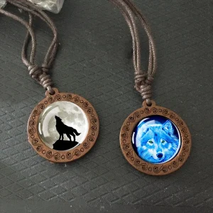 Collier Loup en Bois – Pendentif Esprit Sauvage
