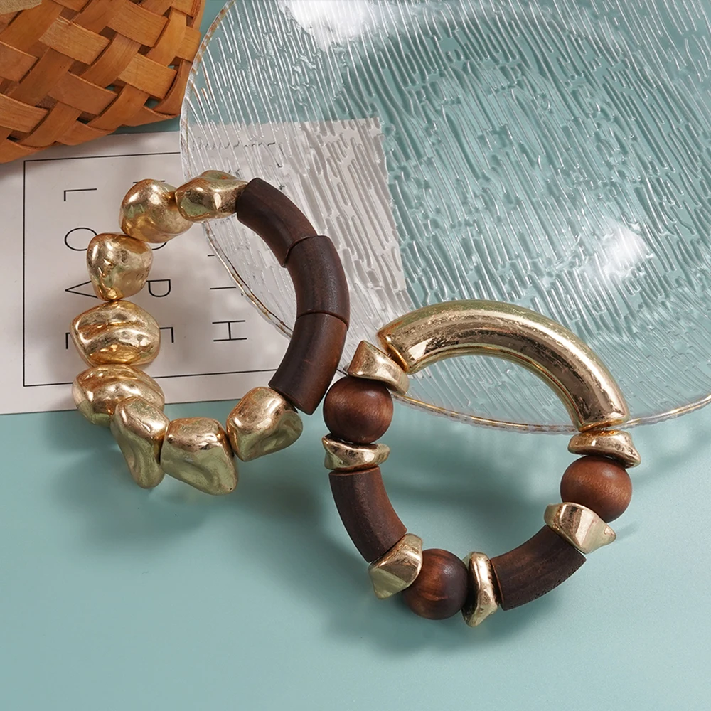 Parure en Bois et Doré – Collier et Bracelets Assortis – Image 2