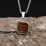 collier homme en bois