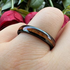 bague en tungstène noir et bois véritable Passion bijoux en bois