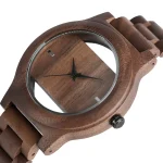 Montre en Bois pour Homme et Femme – Cadran Évidé Original