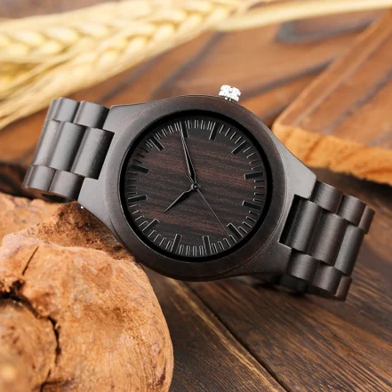 montre écologique en bois d’ébène