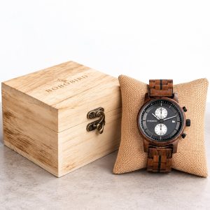 montre en bois fashion avec cadran gris